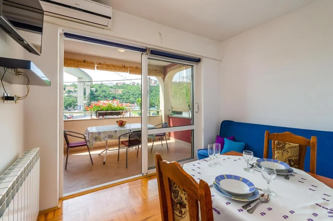 Laura Apartment Crikvenica