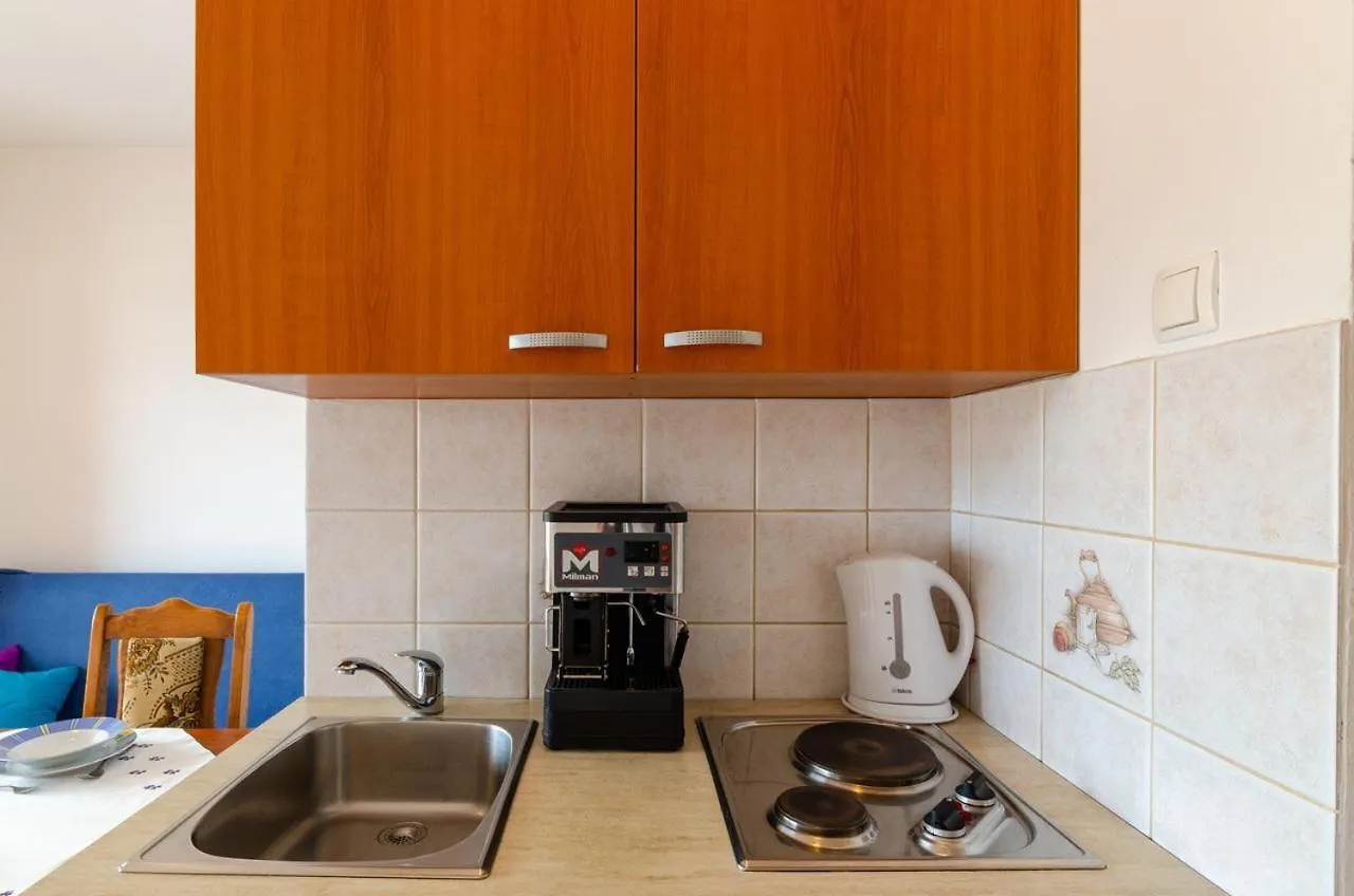 Laura Apartment Crikvenica 0*,  Croatia