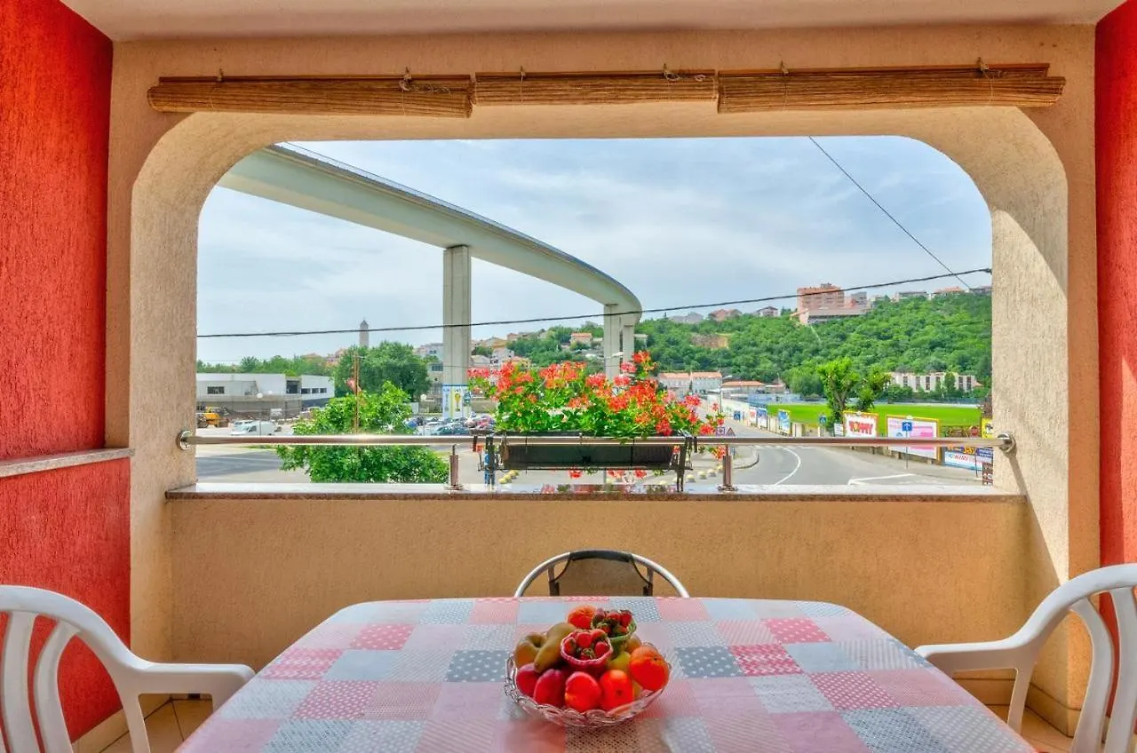 Laura Apartment Crikvenica