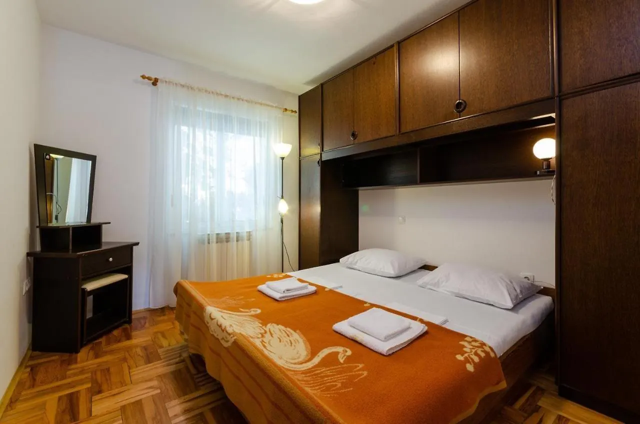 Laura Apartment Crikvenica