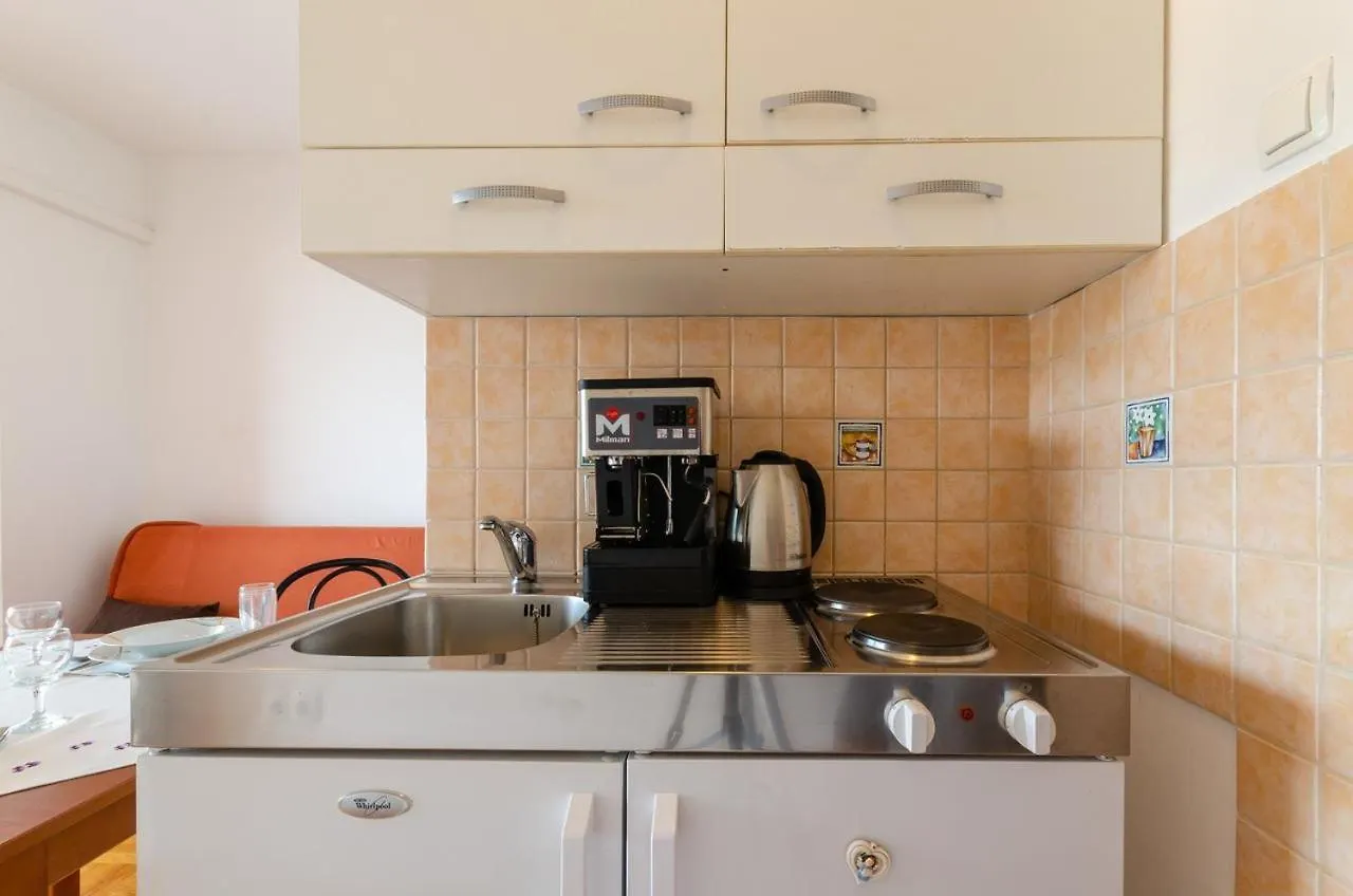 Laura Apartment Crikvenica Croatia
