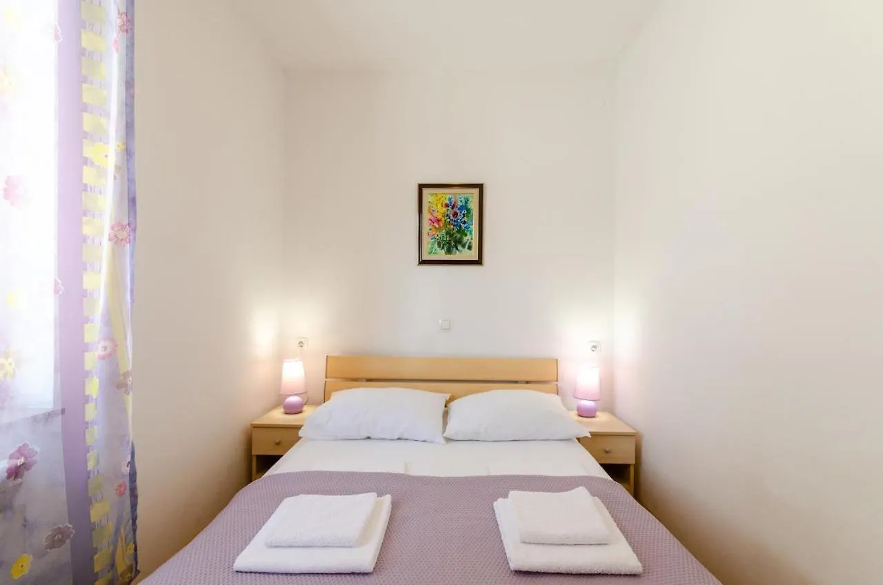 Laura Apartment Crikvenica