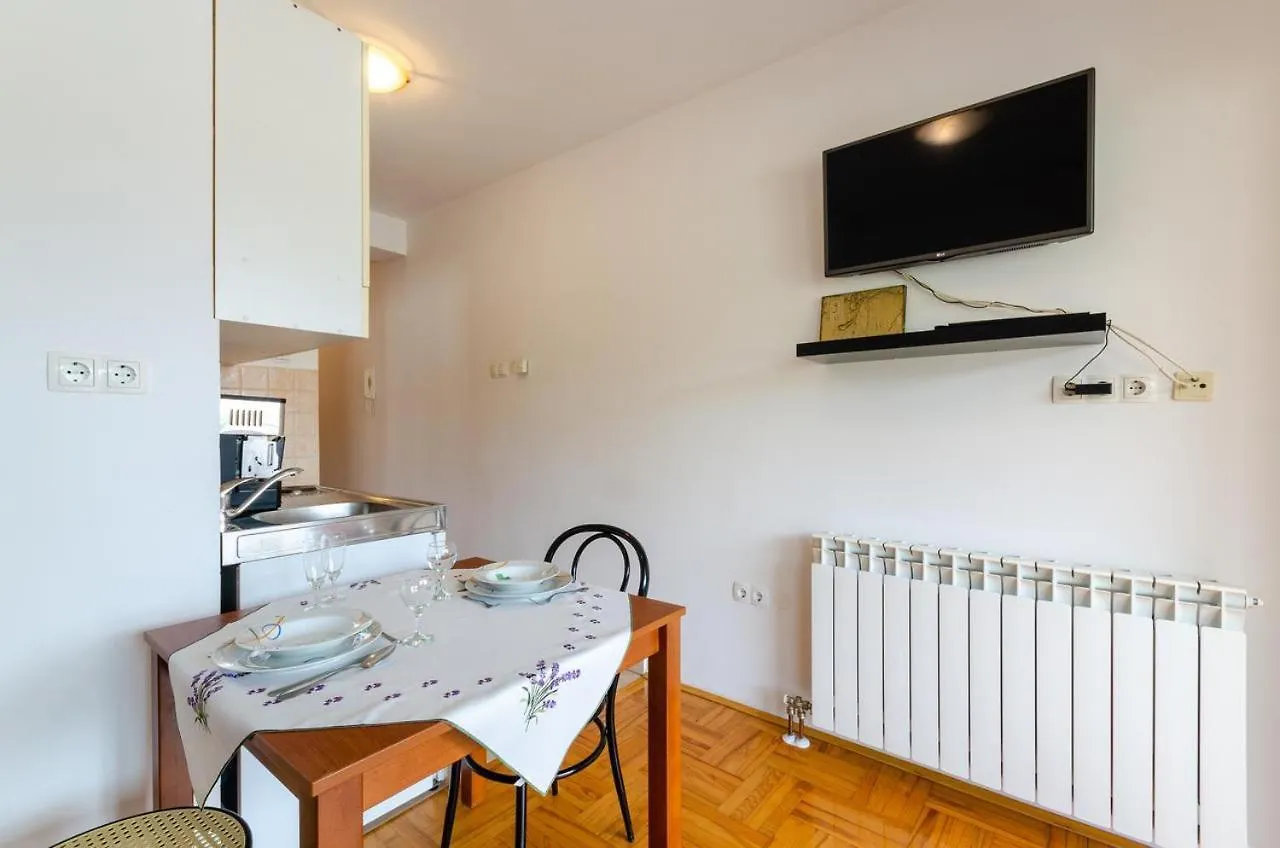 Laura Apartment Crikvenica Croatia